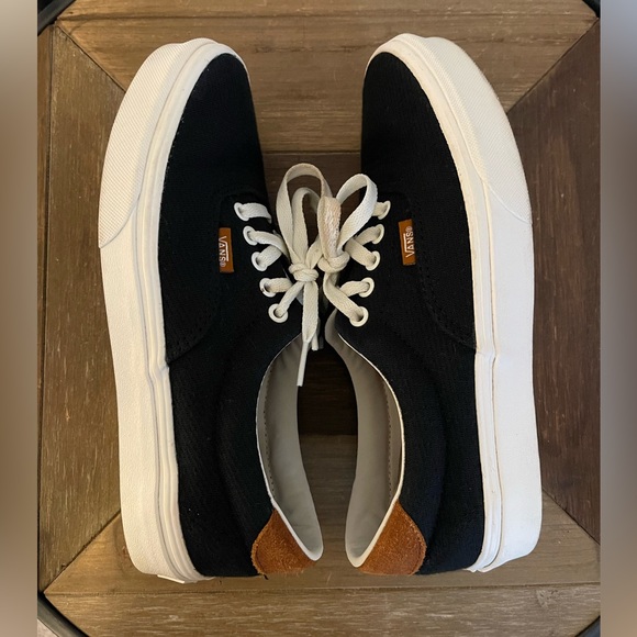 Vans Off The Wall Sneakers - Picture 7 of 8